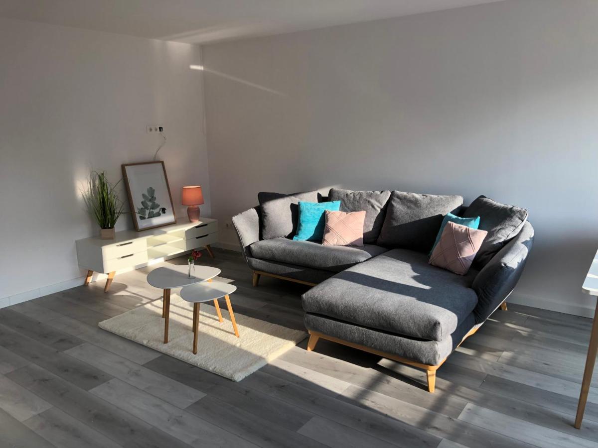 Szeged Gyoengye Delux Apartment Luaran gambar